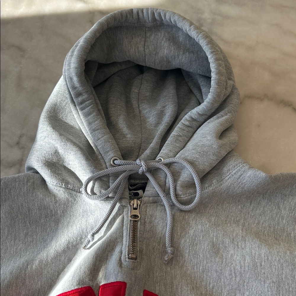 Indiana University Hoosiers Vintsge Hoodie by Steve & Barry's - Picture 7 of 15
